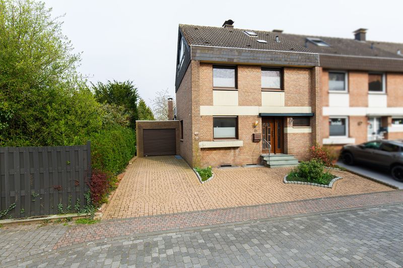„Gepflegtes Reihenendhaus in Sonsbeck“ Von Privat & Preis VB!